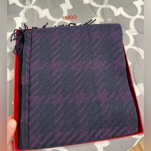 HUGO Boss Purple and Black Chevron wool Scarf